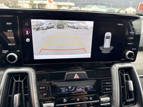 Certified 2023 Kia Sorento S w/ Panoramic Sunroof Package image 27