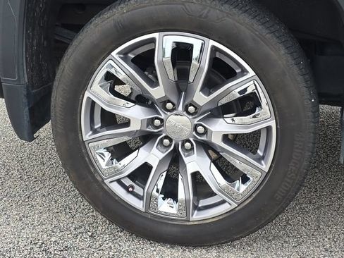 Used 2024 GMC Sierra 1500 Denali AWD/4WD image 12