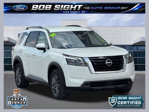 Used 2024 Nissan Pathfinder SV AWD/4WD image 1