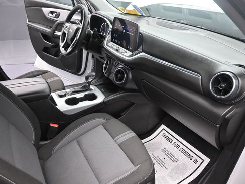 Used 2024 Chevrolet Blazer LT w/ Convenience Package AWD/4WD image 22