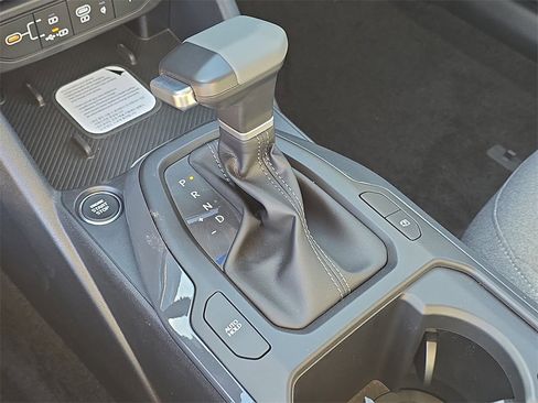 New 2025 Kia K4 EX image 28