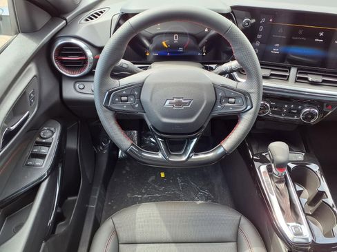 New 2026 Chevrolet Trax RS w/ Sunroof Package FWD image 11