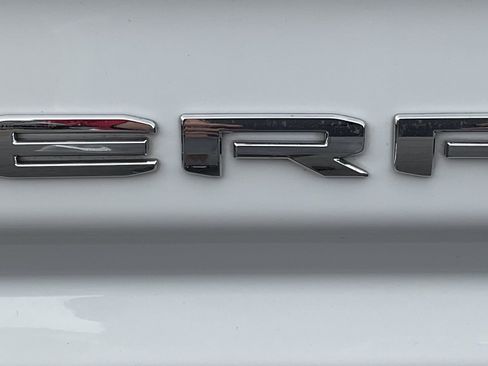Used 2022 GMC Sierra 1500 Elevation w/ Elevation Premium Package AWD/4WD image 7