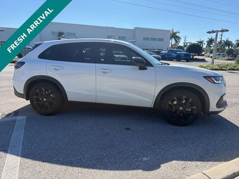 Used 2024 Honda HR-V Sport image 6