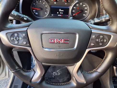Used 2022 GMC Terrain AT4 image 11