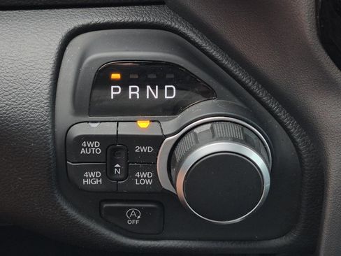 Used 2025 RAM 1500 Big Horn AWD/4WD image 24