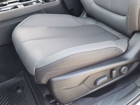 New 2026 Subaru Outback Limited XT AWD/4WD image 18
