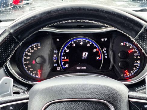 Used 2020 Jeep Grand Cherokee SRT image 28