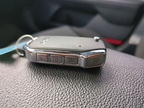 Used 2023 Kia Forte LXS w/ LXS Technology Package image 33