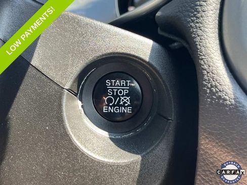 Certified 2018 Jeep Compass Latitude w/ Popular Equipment Group FWD image 32