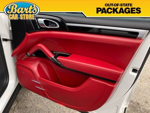 Used 2017 Porsche Cayenne Platinum Edition image 14