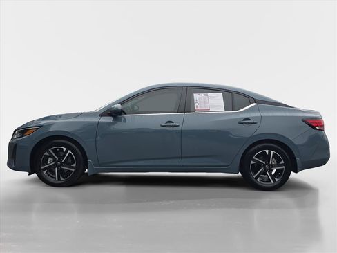 Used 2024 Nissan Sentra SV w/ All-Weather Package image 2