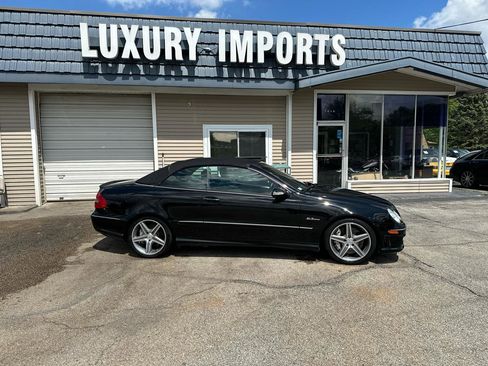 Used 2008 Mercedes-Benz CLK 63 AMG Cabriolet image 27
