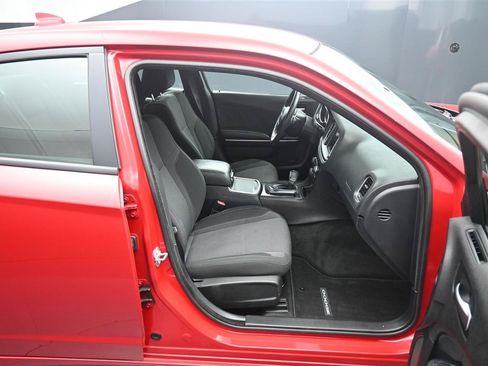 Used 2015 Dodge Charger SXT w/ Rallye Group AWD/4WD image 9
