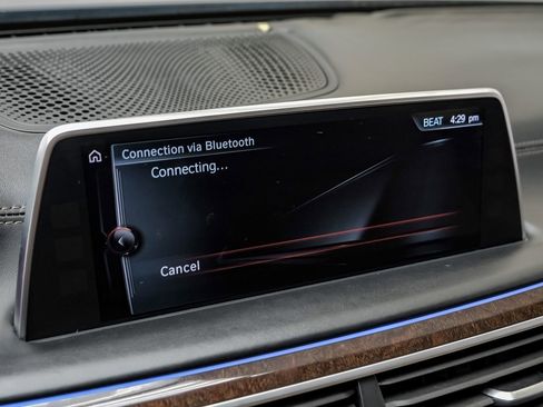 Used 2016 BMW 740i w/ Executive Package image 36