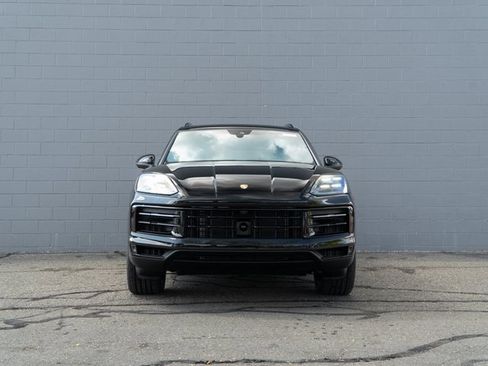 New 2026 Porsche Cayenne image 10