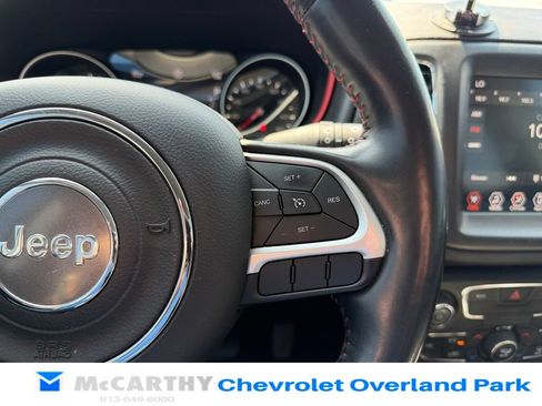 Used 2018 Jeep Compass Trailhawk w/ Leather Interior Group AWD/4WD image 13