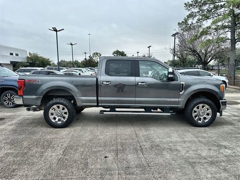 Used 2017 Ford F250 Lariat w/ Lariat Ultimate Package image 10