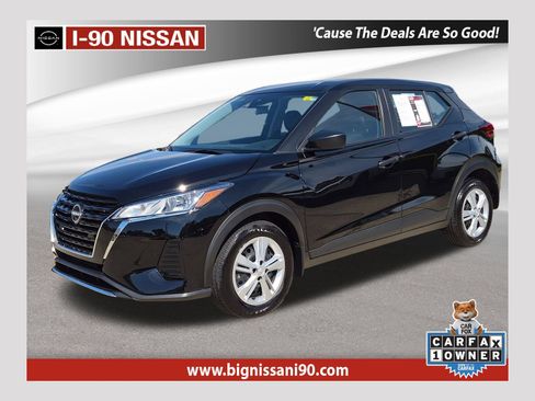 Certified 2025 Nissan Kicks Play S FWD image 1