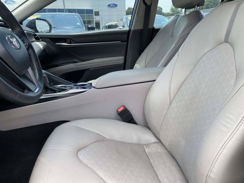 Used 2018 Toyota Camry XSE w/ Driver Assist Package FWD image 15