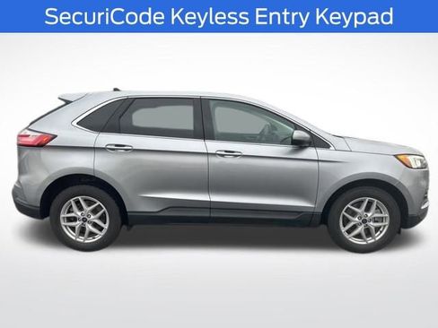 Certified 2022 Ford Edge SEL w/ Convenience Package image 4