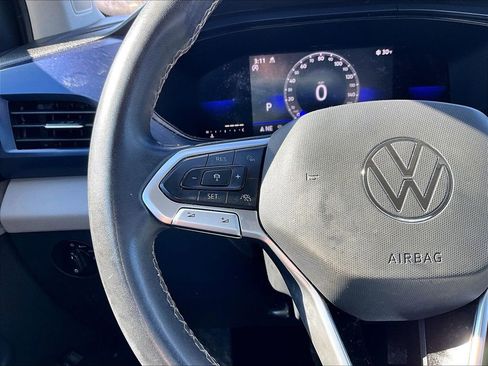 Used 2022 Volkswagen Taos SE image 12