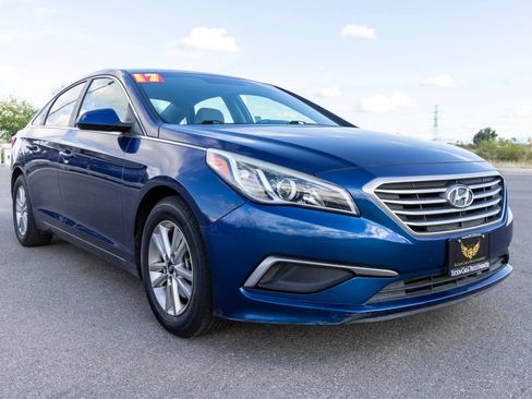 Used 2017 Hyundai Sonata SE FWD image 7