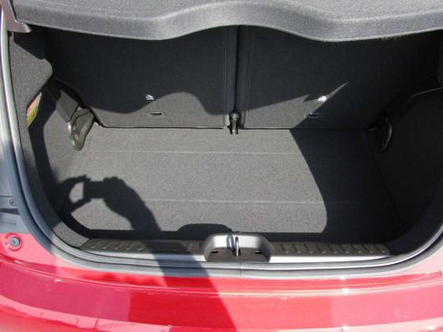 New 2024 FIAT 500 e (RED) image 10