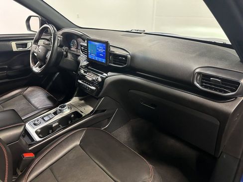 Used 2022 Ford Explorer ST-Line w/ Class IV Trailer Tow Package image 97