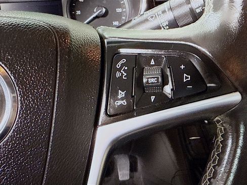 Used 2020 Buick Encore Preferred image 15