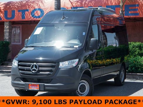 Used 2019 Mercedes-Benz Sprinter 2500 w/ Acoustic Package image 4