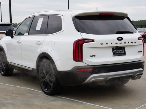 Used 2020 Kia Telluride SX w/ SX Prestige Package image 8