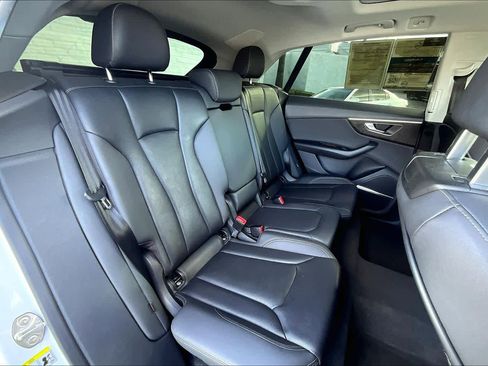 Used 2022 Audi Q8 Premium Plus w/ Premium Plus Package image 20