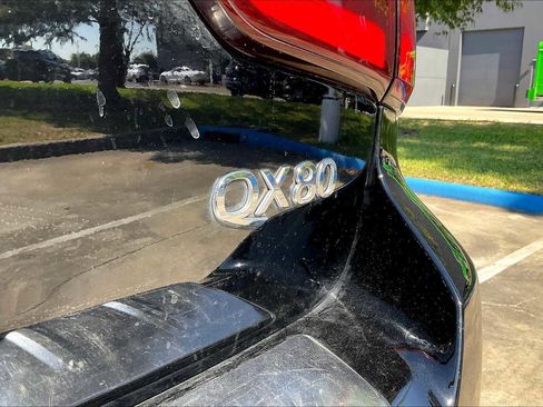 Used 2022 INFINITI QX80 Luxe w/ Cargo Package image 8