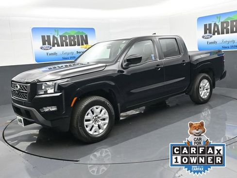 Used 2022 Nissan Frontier SV w/ Technology Package image 1