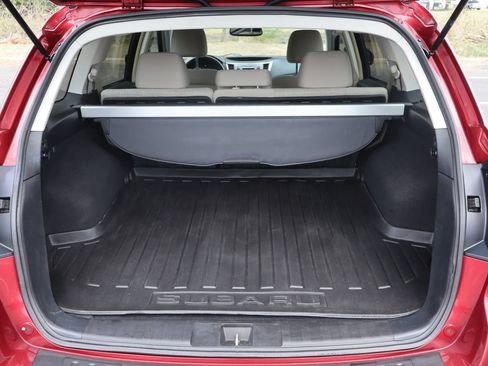 Used 2014 Subaru Outback 2.5i Premium AWD/4WD image 14