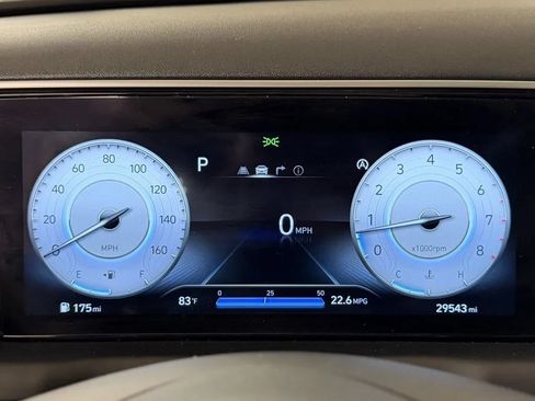 Used 2022 Hyundai Tucson Limited AWD/4WD image 18