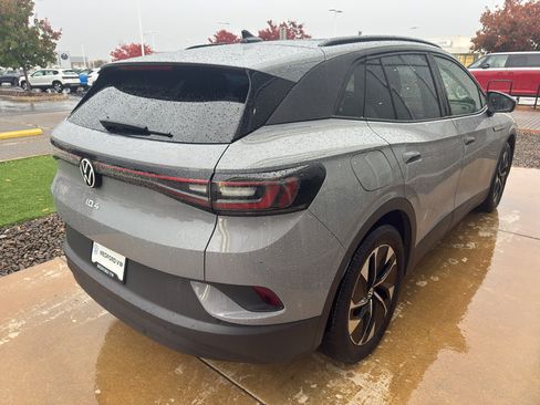 Used 2021 Volkswagen ID.4 Pro S image 4