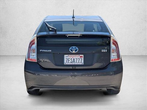 Used 2014 Toyota Prius Three FWD image 7