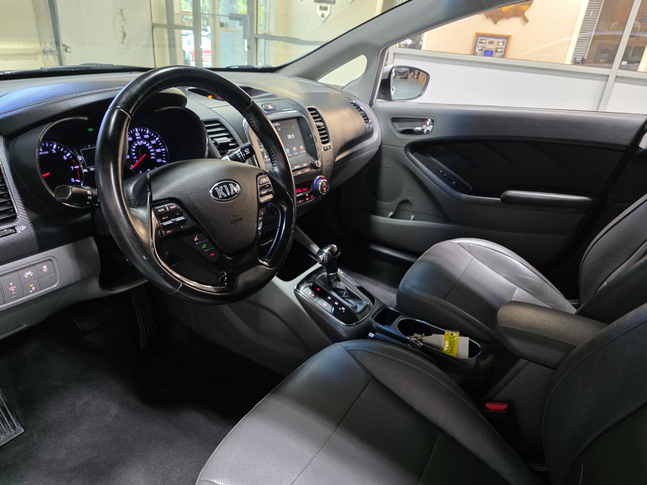 Used 2017 Kia Forte EX w/ EX Premium Plus Package FWD image 16