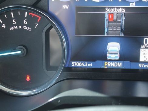 Used 2023 Ford Expedition XLT image 31