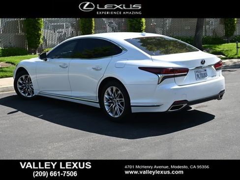 Used 2019 Lexus LS 500 w/ Accessory Package (Z2) image 4