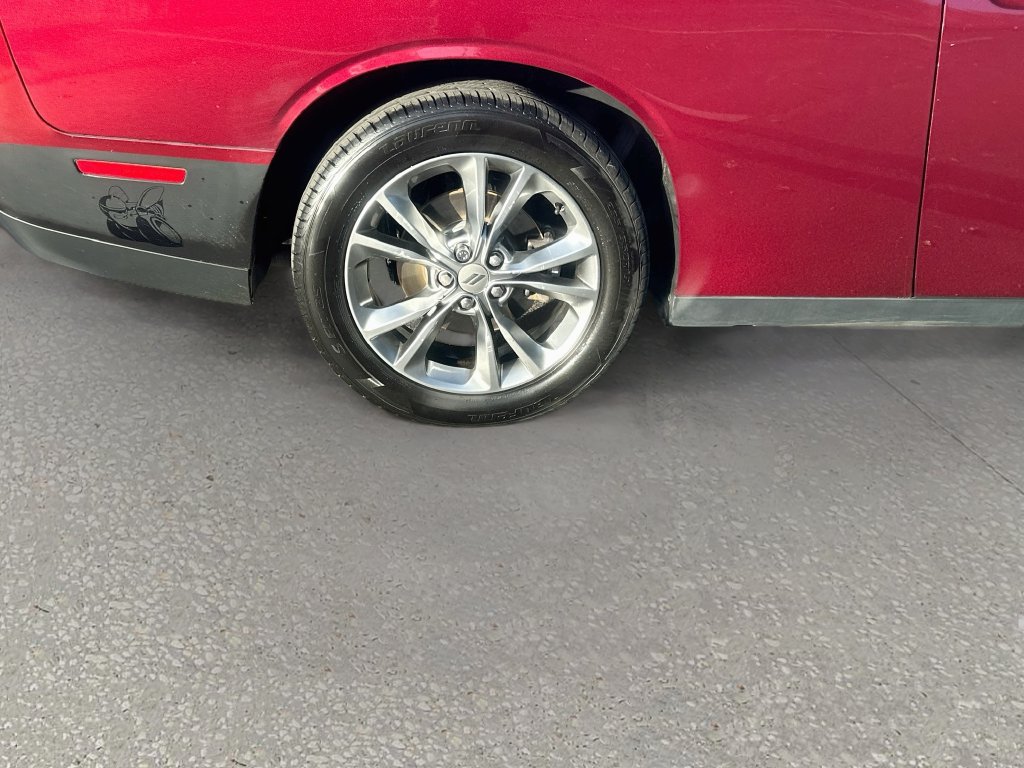 Used 2021 Dodge Challenger SXT w/ Driver Convenience Group AWD/4WD image 31