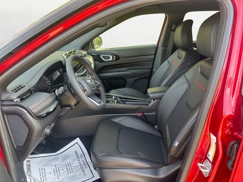 New 2026 Jeep Compass Trailhawk image 9