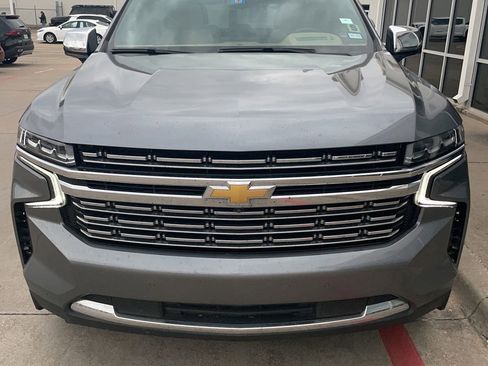 Used 2021 Chevrolet Tahoe Premier AWD/4WD image 3