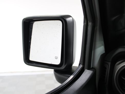 Used 2023 Jeep Wrangler Unlimited Sport AWD/4WD image 18