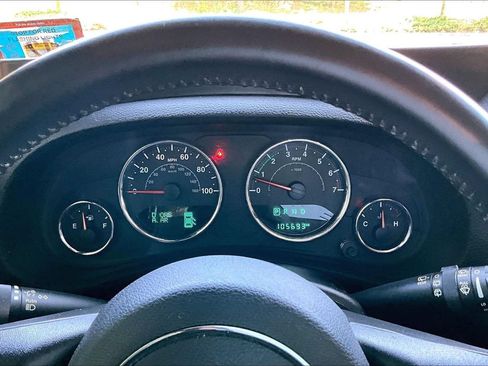 Used 2017 Jeep Wrangler Unlimited Sport AWD/4WD image 22
