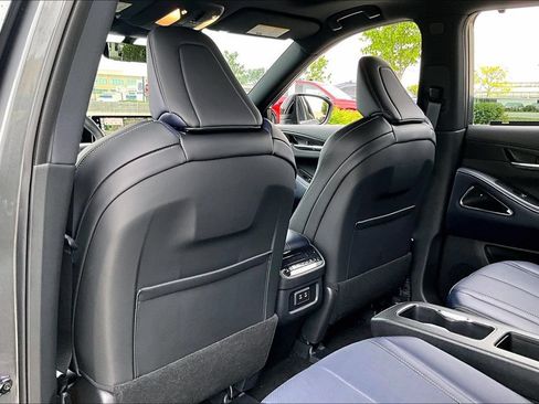 Certified 2026 INFINITI QX60 Sport w/ Dark Cargo Package AWD/4WD image 31
