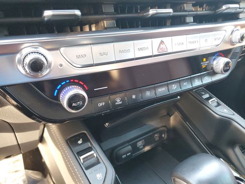 Certified 2023 Kia Telluride SX image 22