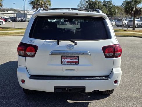 Used 2019 Toyota Sequoia Platinum image 3